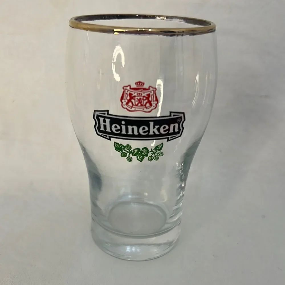 Heineken Logo Beer Glass 10 Oz Gold Trimmed 4 3/4 In Tall 2 In Round Bar Beer
